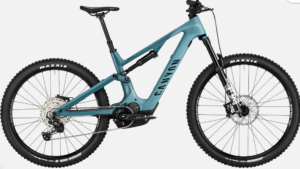 Canyon Spectral: on electric mountain bike
